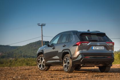 Toyota RAV4 Plug-in Hybrid 306Ps